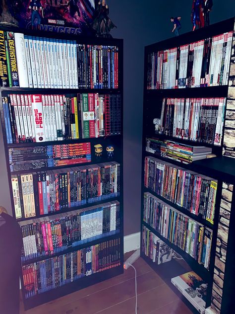 Comic Book Collection Aesthetic, Comics Bookshelf, Book Collection Aesthetic, Collectors Room Ideas, Comic Book Rooms, Warren Graham, Neon Lights Photography, Book Rooms, Collection Aesthetic