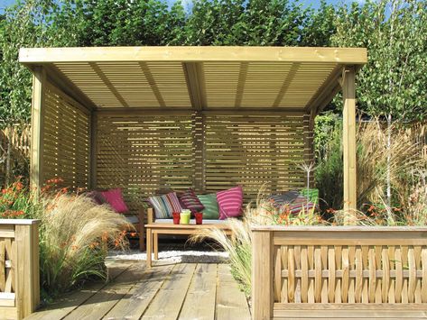 The Retreat Garden Shelter has been designed using Jacksons popular Venetian… Garden Shelter, Cottage Patio, Cottage Backyard, Pagoda Garden, Garden Seating Area, Backyard Garden Landscape, Back Garden Design, Garden Canopy, Garden Arbor