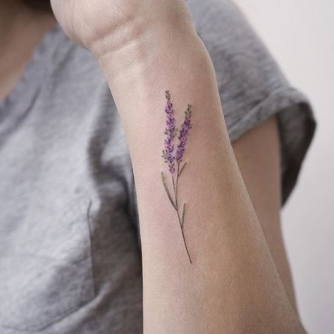 Lilac Tattoo, Heather Flower, Purple Tattoos, Lavender Tattoo, Flower Tattoo Sleeve, Black Ink Tattoos, Flower Tattoo Designs, Simplistic Tattoos, Fine Line Tattoos