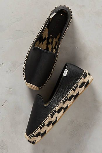 Trending Womens Shoes, Espadrilles Shoes, Shoe Wardrobe, Shoes Teen, Leather Espadrilles, Womens Shoes High Heels, Mode Inspo, Shoes Loafers, Boots And Sneakers