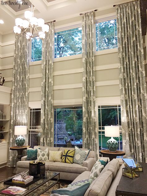 living room with two story windows High Ceiling Curtains, Tall Window Treatments, Tall Curtains, Family Room Curtains, Floor To Ceiling Curtains, High Ceiling Living Room, Ceiling Curtains, Window Treatments Living Room, Tall Windows