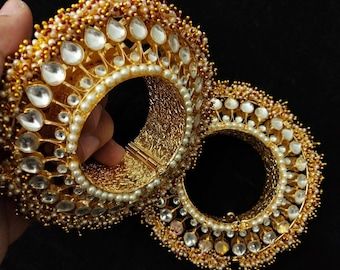 Polki Bracelet, Traditional Bracelet, Kundan Bracelet, Kundan Bangles, Handmade Jewlery, Thanks For The Gift, Enhance Your Beauty, Bangles Jewelry Designs, Crystal Bangle