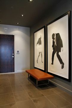 Contemporary Entryway Ideas, Entry Art, Stylish Entryway, Contemporary Entryway, Entrance Lighting, Entryway Design, Chelsea Gray, Interior Elements, Entry Wall