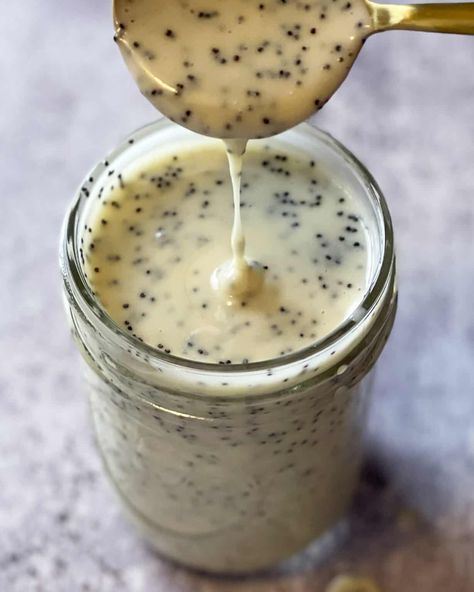 Honey Poppyseed Dressing, Poppyseed Dressing Recipe, Poppyseed Salad Dressing, Sweet Dressing, Salad Dressing Recipes Healthy, Poppyseed Dressing, Ranch Dressing Recipe, Poppy Seed Dressing, Pecan Salad