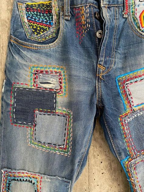 Decorate Jeans, Altered Jeans, Jeans Custom, Stella Jeans, Boro Stitching, Hipster Jeans, Reworked Clothing, Denim Embroidery, Boho Jeans