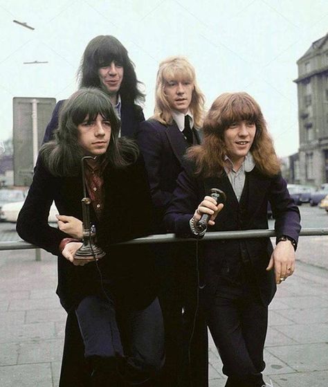 Andy Scott, Steve Priest, Brian Connolly, Glam Rock Bands, Sweet Band, 70s Music, Sweet Guys, Great Albums, Band Photos