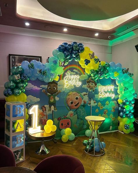 Cocomelon theme decoration in your place book now 9116918882 @thebirthdayplanner #cocomelon #balloon #birthday #party #jaipur… | Instagram 1st Birthday Party Decorations Cocomelon, Cocomelon Theme Decoration, Cocomelon Birthday Theme Decoration, Cocomelon Decoration, Cocomelon Birthday Decorations, Cocomelon Party Decor, Cocomelon Theme Birthday Party, Cocomelon Party Decorations, Cocomelon Birthday Theme