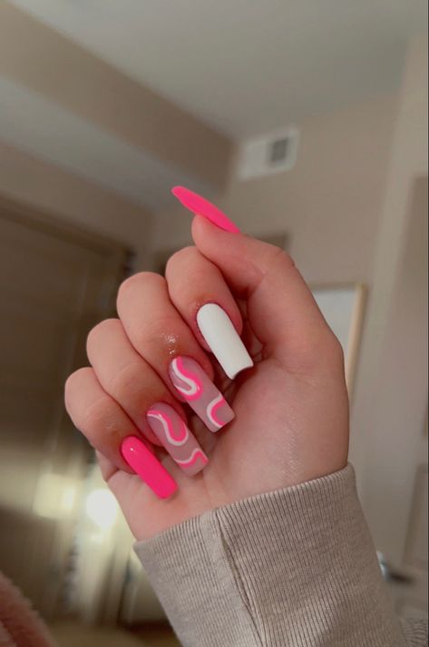 Pretty Pink And White Nails, Pink And White Line Nails, Pink Nails Line Design, Hot Pink Nails With Swirls, Red And White Squiggle Nails, White And Neon Pink Nails, White And Bright Pink Nails, Pink Swirl French Tip Nails, Pink Line Nail Designs