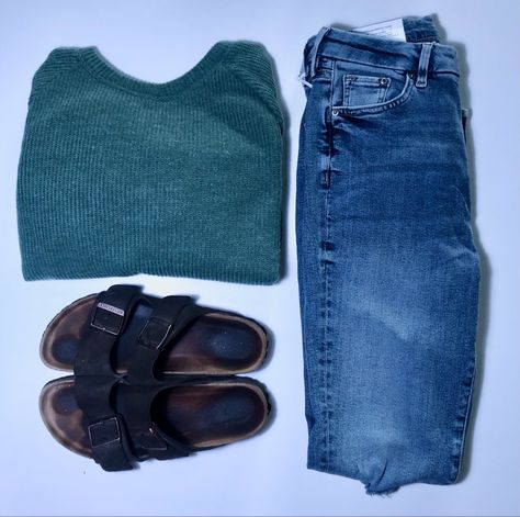 Green Long sleeve top Size: small From: eye candy boutique / Distressed jeans Size: 4 From: H&M / Birkenstocks Size: 39 narrow Color: mocha Style: Arizona Candy Boutique, Green Long Sleeve Top, Green Long Sleeve, Distressed Jeans, Mocha, Long Sleeve Top, Eye Candy, Arizona, Jeans Size