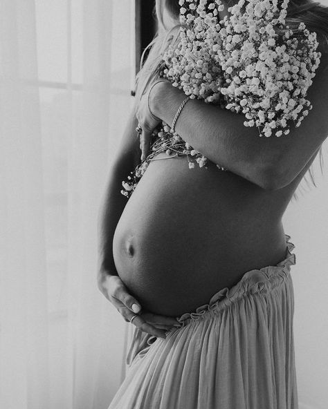 All Posts • Instagram Shoot Poses, Asthetic Picture, Maternity Photography Poses, Maternity Shoot, Baby Mama, Pregnancy Shoot, Pregnancy Photos, Maternity Photography, Photography Poses