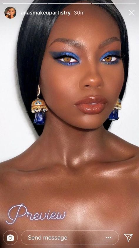 Blue Smokey Eye Makeup, Gold Makeup Looks, Blue Smokey Eye, Mekap Mata, Brown Skin Makeup, Face Beat, Smink Inspiration, Youtube Makeup, Gold Makeup