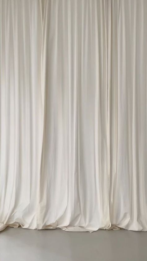 Beige Drapes, Photography Studio Decor, Studio Photography Backdrop, White Studio Background, Photoshop Tutorial Photo Editing, Photography Studio Background, Window Display Design, Studio Backdrops, Simple Photo