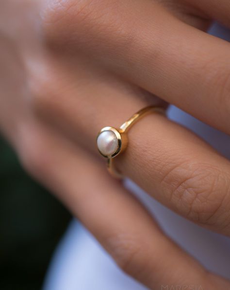 Pearl Gold Ring ~ 18k Gold Plated ~ MR210 Pearl Ring Design, Pearl Ring Simple, Pearl Gold Ring, Pearl Ring Gold, Proposal Rings, Hand Jewelry Rings, Jewelry Necklace Simple, Gold Pearl Ring, Beautiful Gold Necklaces