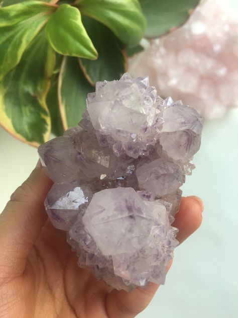 Amethyst Tumbled, Spiritual Stuff, Crystal Aesthetic, Crystal Box, Raw Crystals, Spirit Quartz, Aura Crystals, Clear Quartz Point, Witchy Stuff