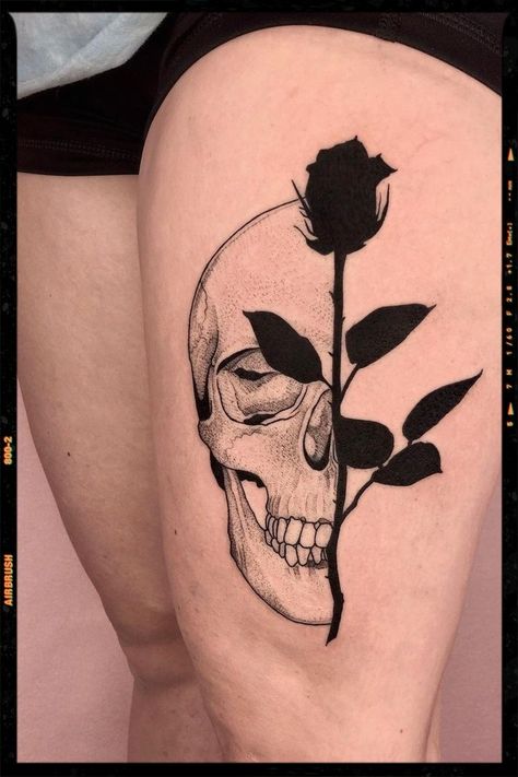 Thigh Tattoo Inspiration - Skull Tattoo Inspiration Skull With Rose Tattoo, Rose And Skull Tattoo, Half Tattoo, Skull And Rose Tattoo, Skull Rose Tattoos, App Filter, Matching Sister Tattoos, Goth Tattoo, Inspiration Tattoo