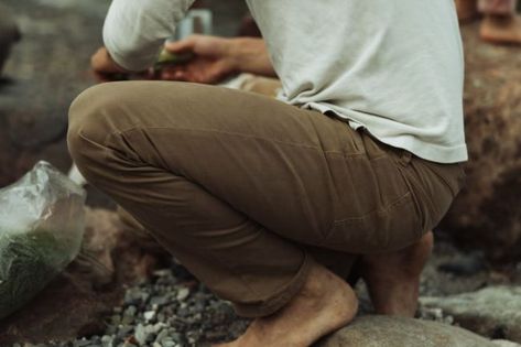 Huckberry just restocked its best-selling 365 Pant. The pant is from its in-house brand Flint and Tinder. If you’ve tried any of the apparel from Flint and Tinder you’ll know how much value you get out of each piece. The garments are incredibly durable, made from fabrics able to withstand the wear and tear of […] The post Flint And Tinder Just Restocked Its Best-Selling 365 Pant In Three Different Cuts appeared first on BroBible. Flint And Tinder, Ideal Weight, Pants Men, Everyday Carry, Modern Man, Comfort Fit, Pants, Fabric, Trousers