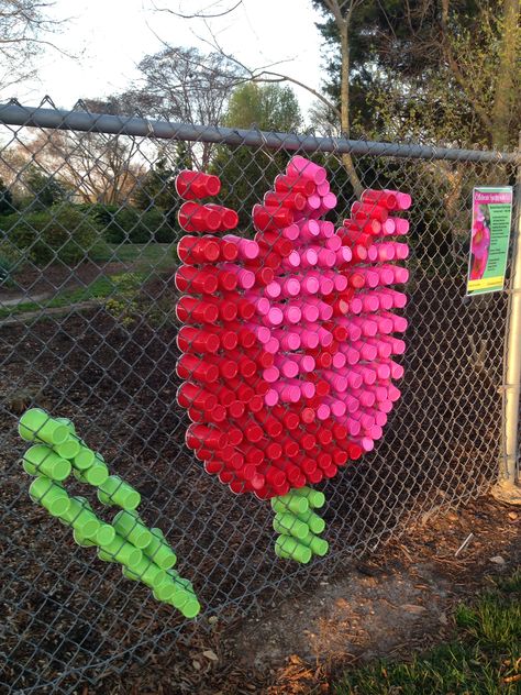 Chain link fence gate