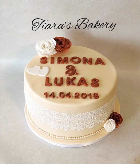 Engagement Cake, wedding cake, vintage cake, vintage wedding cake, simple cake, by Tiara‘s Bakery in Switzerland Engagement Cake Simple 1 Layer, Just Engaged Cake, Wedding Cake Vintage, Wedding Cake Simple, Engaged Cake, Engagement Party Cake, Vintage Wedding Cake, Cake Simple, Couple Ideas