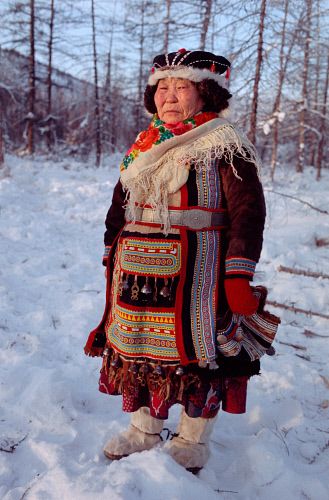 Eastern Siberia ~ Russia | Ulita Elrika, an elderly Even woman from Northern Evensk, wearing traditional dress. Magadan region | © Bryan & Cherry Alexander Photography Russian Indigenous, Siberia Russia, Costumes Around The World, Ethno Style, National Dress, Folk Dresses, Ethnic Dress, Indigenous People, Old Woman