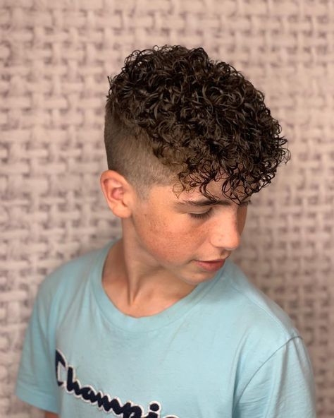 Perms Guys, Boy Permed Hair, Boys Perm Hairstyles, Boys Haircuts Curly Hair, New Perm, Curly Perm, Men's Curly Hairstyles, Undercut Pompadour, Disconnected Undercut