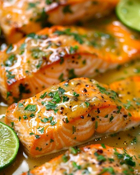 Baked Honey Lime Garlic Butter Salmon, Salmon Recipes Baked Healthy, Garlic Butter Salmon, Fish Dinner Recipes, Lime Salmon, Butter Salmon, Easy Salmon Recipes, Fish Recipes Healthy, Baked Salmon Recipes