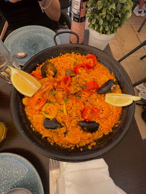 #alicante #paella Paella Valenciana, Alicante