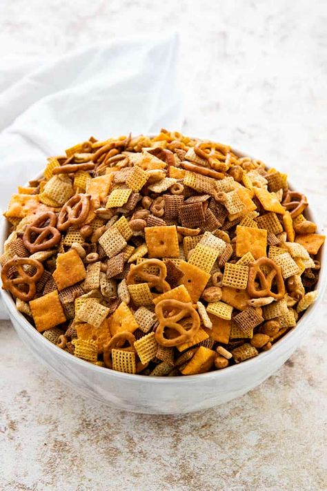 Cereal Chex Mix Recipe, Traditional Chex Party Mix Recipe, Original Chex Party Mix Recipe Oven, Chex Party Mix Original, Original Chex Mix Oven Recipe, Traditional Chex Mix Recipes, Chex Mix Original Recipe, Chex Mix Recipes Original Ovens, Homemade Chex Mix Recipe Oven