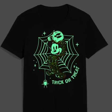 Old Navy Disney Mickey Mouse T-Shirt For Men Black With Mickey Mouse Halloween Graphic Which Glows In The Dark Shade Name: Trick Or Treat Mickey Available Sizes: Mens Xs Mens Small Mens Medium Product Details Crew Neck Short Sleeves Licensed Graphic Glows In The Dark Materials & Care 100% Cotton Jersey Machine Wash According To The Care Instruction Label Fit & Sizing Relaxed Fit Hits Below Waist T-Shirt Uses Our Standard Men’s Sizing Disney Halloween Diy, Dark Materials, Mickey Mouse Halloween, Dark Disney, Mickey Mouse T Shirt, Halloween Men, Halloween Graphic, Disney Men, Disney Halloween