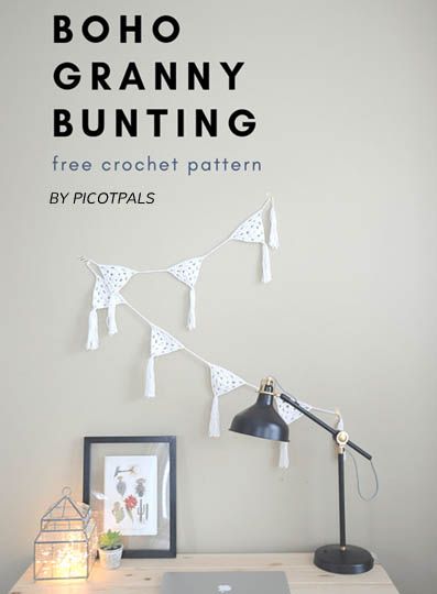 Granny Bunting, Crochet Patterns Boho, Crochet Triangles, Crochet Garlands, Macrame Banner, Leg Warmers Crochet Pattern, Leg Warmers Pattern, Bunting Pattern, Crochet Bunting