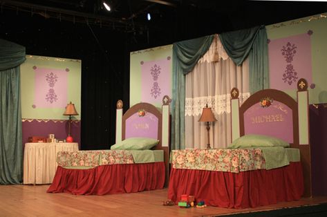 Post image for Peter Pan Set Design by Jeanne Benedict - I like the names on the beds Peter Pan Nursery Ideas, Peter Pan Set Design, Peter Pan Musical, Peter Pan Play, Peter Pan Jr, Peter Pan Costumes, Peter Pan Nursery, Theatre Props, Play Props