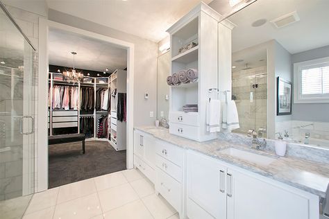 Walk In Closet Washroom, Restroom And Closet Combo, Master Bath With Open Closet, Walk Through Closer To Bathroom, Bathroom And Walk In Closet Combo Layout, Bathroom Walk In Closet Combo, Walk In Closet Bathroom Combo, Bathroom And Closet Combo Master, Walk In Closet With Bathroom