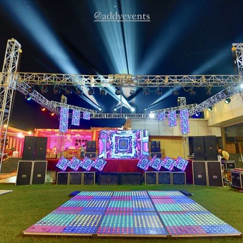 Sangeet Stage, Wedding Dj Setup, Mall Decoration, Sangeet Decor, Dress Pic, Durga Ji, Dj Night, Stage Decor, Biker Aesthetic