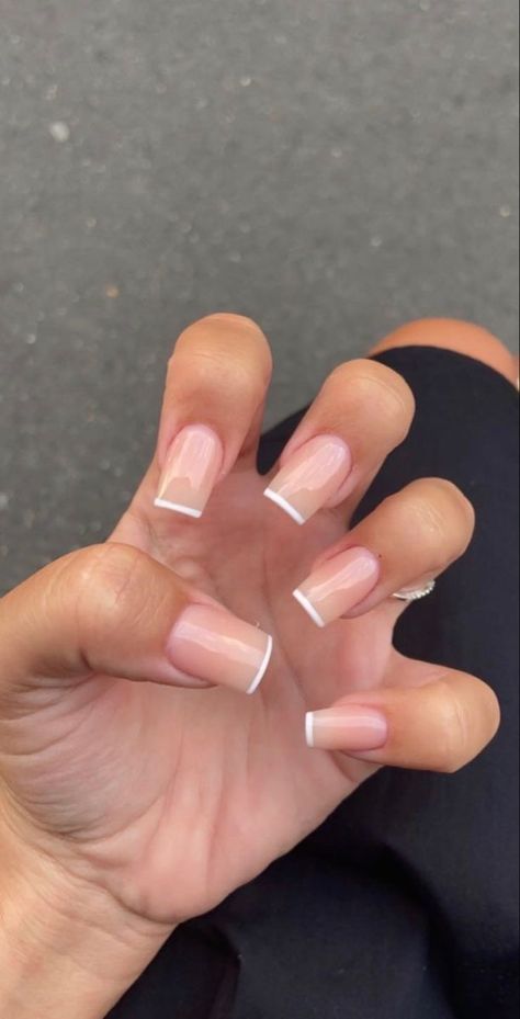 Natural Nail Designs French Tips, Square Acrylic Nails Basic, Straight Line French Tip Nails, Basic Nails Square, Short Basic Acrylic Nails, Basic Short Acrylic Nails, Short Basic Nails, Basic Short Nails, Nail Inspo Basic