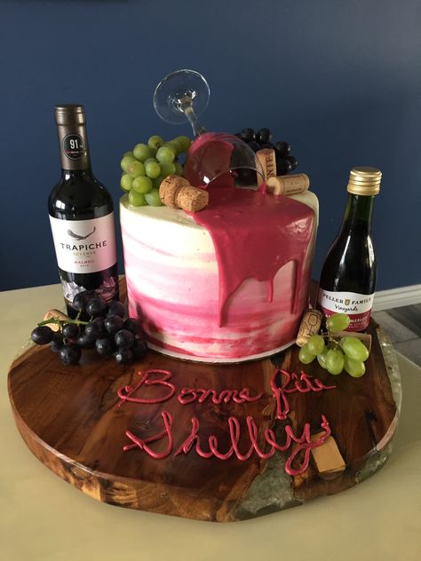 Wine spill drip cake Wine Themed Birthday Party Cake, Aged Like Fine Wine Birthday Cake, Spilled Wine Cake, Wine Themed 60th Birthday Party, 50th Wine Birthday Party, Wine Inspired Cake, Red Wine Cake Design, Birthday Cake Wine Theme, Wine And Cheese Birthday Party