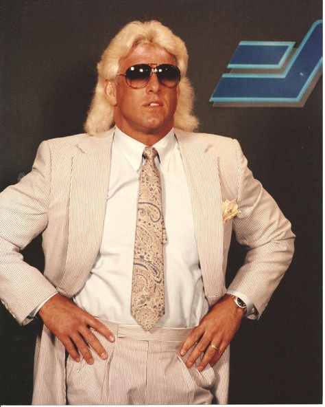 Rick Flair, 90s Wrestling, Nwa Wrestling, Male Wrestlers, Bohemian Men, Ghostface Killah, Wrestling Posters, Christopher Walken, 90s Hip Hop Fashion