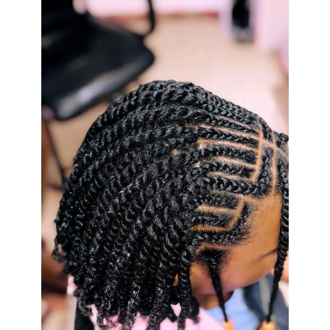 Cornrow Hairstyle, Cornrows Natural Hair, Flat Twist Hairstyles, Cabello Afro Natural, Short Box Braids Hairstyles, Natural Hair Stylists, Protective Hairstyles For Natural Hair, Quick Natural Hair Styles, African Hair Braiding Styles