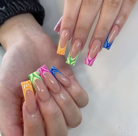 Chloe Nails, Acrylic Nails Nude, Beige Nails, Fancy Nails Designs, Girly Acrylic Nails, Festival Nails, Acrylic Nails Coffin Short, Bling Acrylic Nails, Pink Acrylic Nails