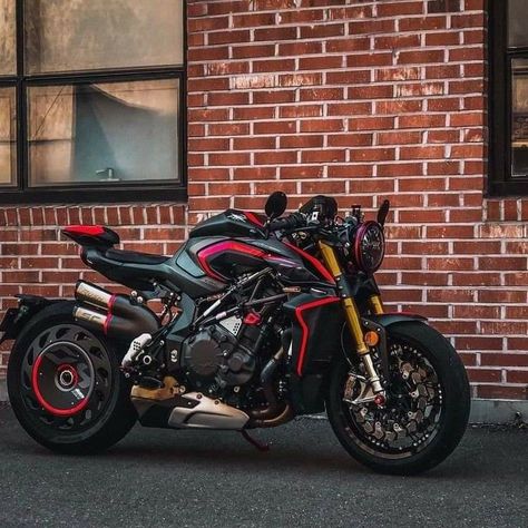 Mv Agusta Rush 1000 Wallpaper, Mv Agusta Rush 1000, Gadget Tecnologici, Custom Bikes Cafe Racers, Tmax Yamaha, Stylish Bike, Motorcross Bike, Мотоциклы Cafe Racers, Custom Sport Bikes