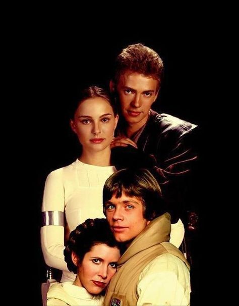 Skywalker family portrait. Anakin, Padme, Leia, and Luke Alec Guinness, Anakin Vader, Anakin And Padme, Awkward Family Photos, Star Wars Love, Septième Art, I Love Cinema, Star Wars Film, Star Wars Pictures