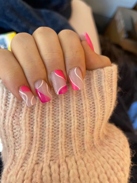 Pink wavy trending nail acrylic short Pink Squiggle Nails, Squiggle Nails, Nail Acrylic, Nails Matte, Contemporary Chic, Matte Nails, Pink Nails, Acrylic Nails, Nail Designs