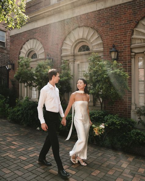 The ceremony for Tian and Alexi’s ceremony in downtown Portland — originally planned for the courthouse but once we saw they were closed Saturdays I helped them pick a different spot and we chose this church’s courtyard just off the road. Her mom said “guess you got married at a church after all” 👏🏼⛪️ #portlandoregon #portlandwedding #pdxwedding #pdxelopement #portlandweddingphotographer Timeless Intimate Wedding, Courthouse Family Photos, Couple Photo Inspiration, Small Courthouse Wedding, Engagement Photos Estate, Beverly Hills Courthouse Wedding, Courtyard Photoshoot, Church Engagement Photos, Courthouse Wedding Aesthetic