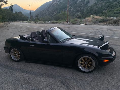 1995 Mazda miata 1.8 engine #cars #car #carsofinstagram #carporn #miata #auto #carlifestyle #s #carphotography #photography #supercars  #jdm #carswithoutlimits #automotive #miatamx5 #turbo #instacar #f #m #luxury #v #r #racing #supercar #instacars #mazda #mazdaspeed Mazda Miata Mx5 Interior, 1997 Miata, Mazda Miata Interior, Black Mazda Miata, 1995 Mazda Mx-5 Miata, Mazda Miata Black, 1990 Mazda Mx-5 Miata, Black Miata, Mazda Miata Mx5 1990