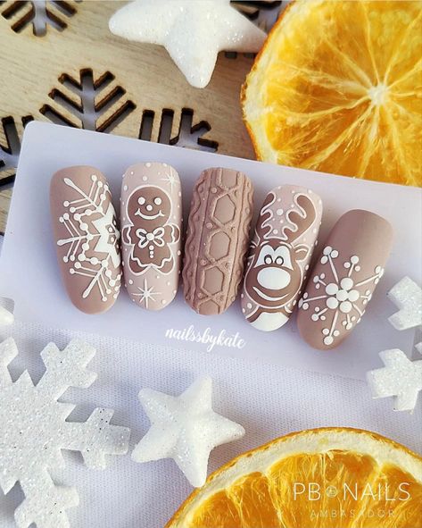 Summer Nails Art Designs, Summer Nails Art, Xmas Nail Art, Nails Art Designs, Christmas Gel Nails, Seasonal Nails, Makijaż Smokey Eye, Christmas Nails Acrylic, Thanksgiving Nails