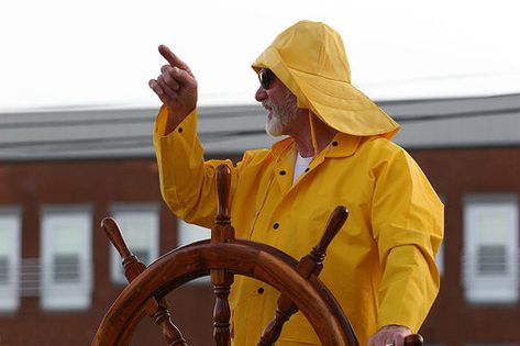 Fisherman's Rain Hat - Example of the long back brim wanted for felt hat. Same length but not quite as wide Ash Hat, Hat Outfit Men, Side View Drawing, Nautical Bachelorette, Old Fisherman, Modern Folk, Sea Captain, Fisherman's Hat, Yellow Raincoat