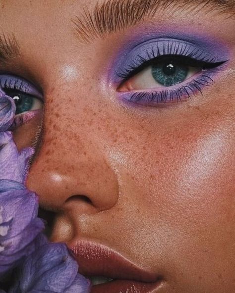 Alien Make-up, Maquillage On Fleek, Dead Makeup, Purple Makeup, Smink Inspiration, Makijaż Smokey Eye, Makeup Eye Looks, Creative Eye Makeup, Drawing Stuff