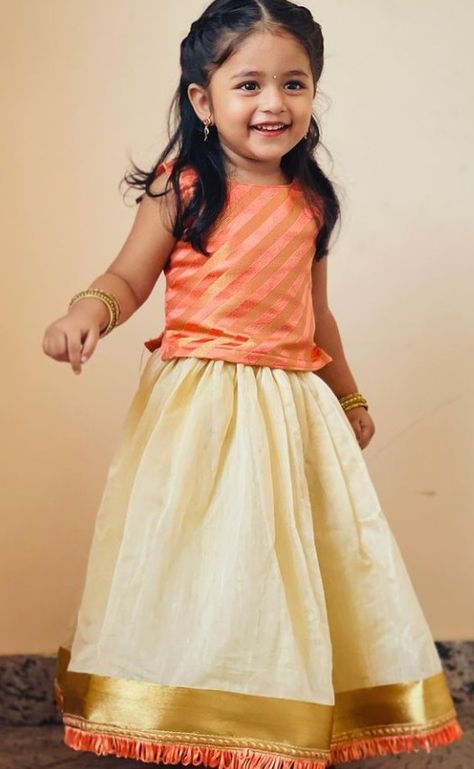 Kids Designer Outfits, Kerala Dress, Langa Blouse, Onam Outfits, Kids Indian Wear, Family Dress, Newborn Baby Dresses, Frock Designs