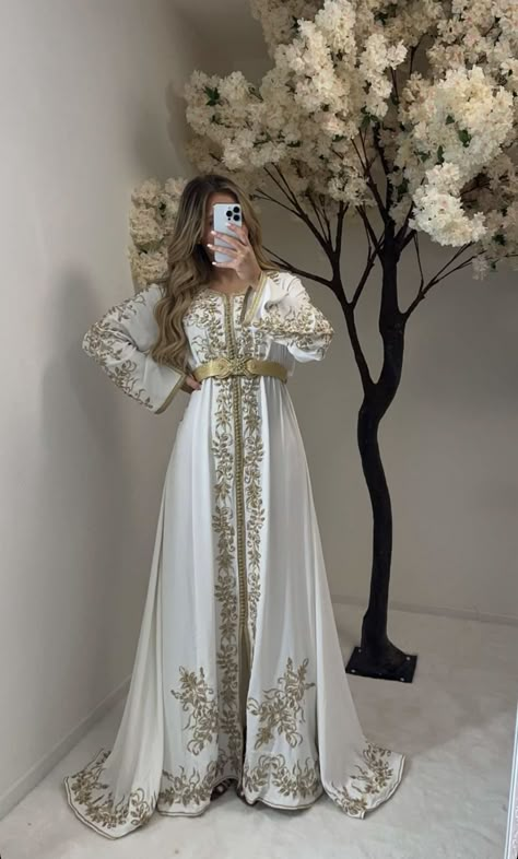 Turkish Wedding Dress, Moroccan Wedding Dress, Moroccan Kaftan Dress, Moroccan Dresses, Nikah Dress, Estilo Hijab, Arabian Dress, Turkish Dress, Dresses Long Sleeves