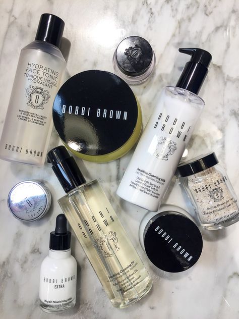 Bobbi Brown Skincare, Bobbi Brown Aesthetic, Brown Skincare, Women In Their 20s, Brown Love, Skin Care Routine For 20s, Skin Care Masks, Morning Skincare, Brown Makeup