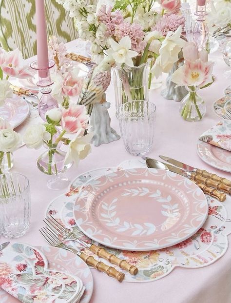 Ruffle Tablecloth, Wedding Plate Setting, Pink Tablescape, Bride To Be Decorations, Ruffled Tablecloth, Pastel Wedding Theme, Mrs Alice, Countryside Home, Bamboo Cutlery