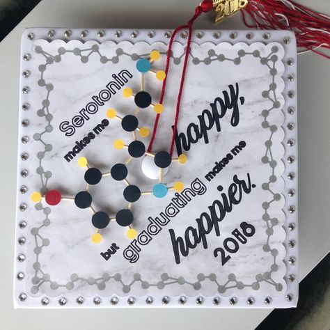 My chemistry themed grad cap for high school graduation ❤️ Chemistry Graduation Cap Ideas, Chemical Engineering Graduation Cap, Chemistry Grad Cap, Chemistry Graduation Cap, Graduation Cap Designs Science, Health Science Graduation Cap, Biology Degree Graduation Caps, Degree Party, Education Graduation Cap